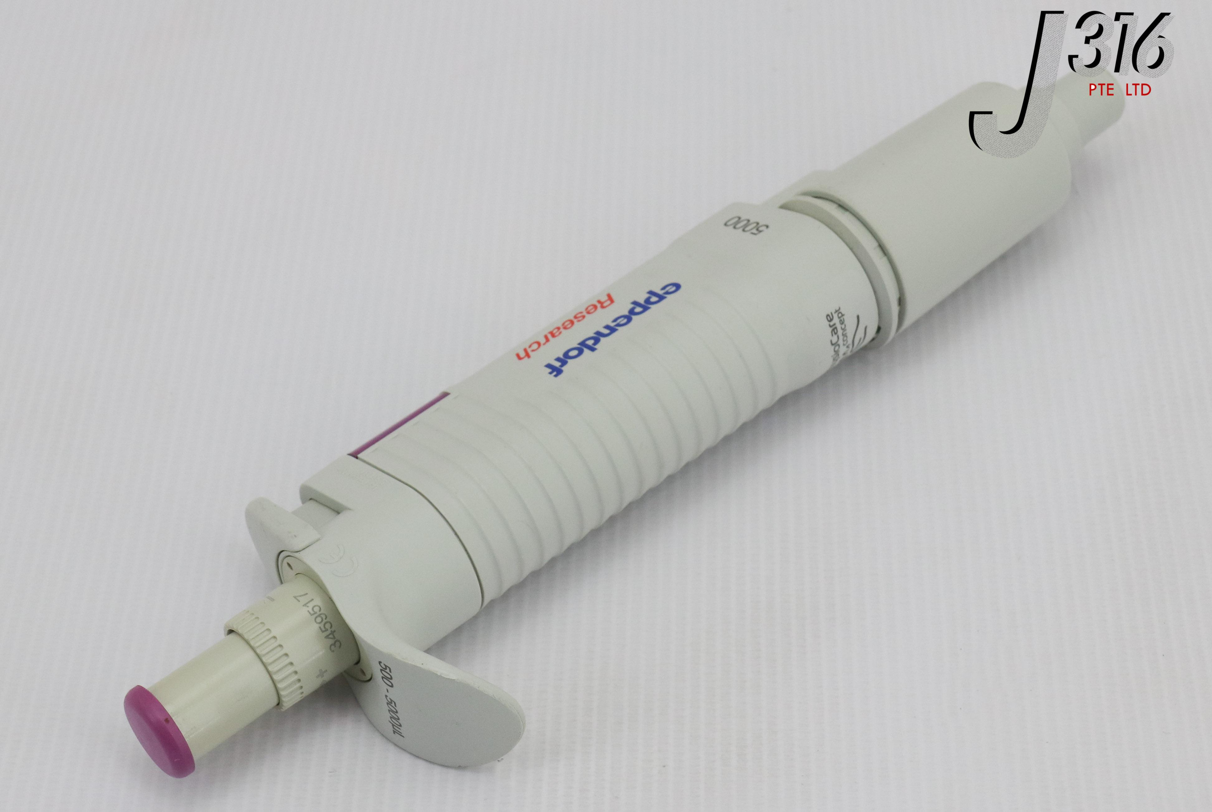 17314 EPPENDORF SINGLE CHANNEL PIPETTE ADJUSTABLE 500 5000 UL EP